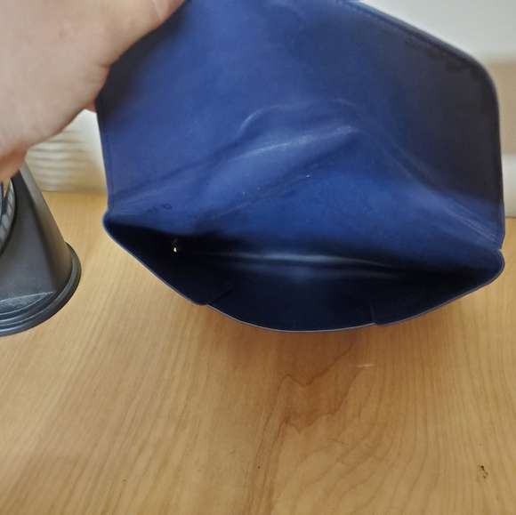 Vera Bradley Blue/Orange Clutch - Picture 5 of 5